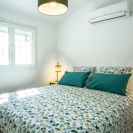 Christine'S Shed Villa LʼIsle-sur-la-Sorgue Екстериор снимка